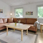 Hébergement de vacances Mikaela - 1km From The Sea By Interhome