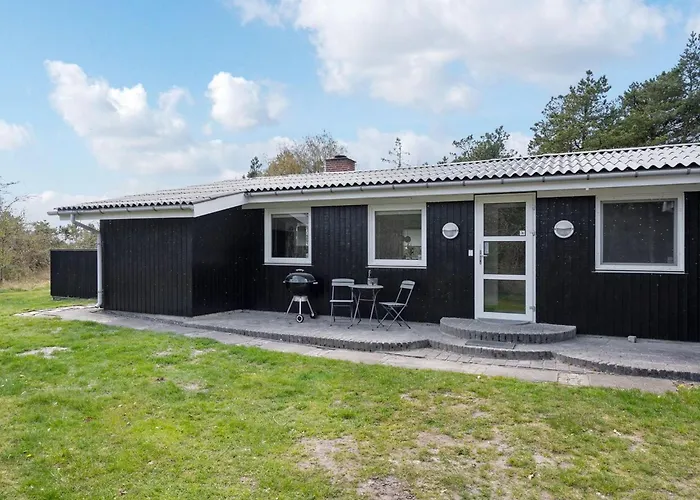 Mikaela - 1km From The Sea By Interhome * Molby