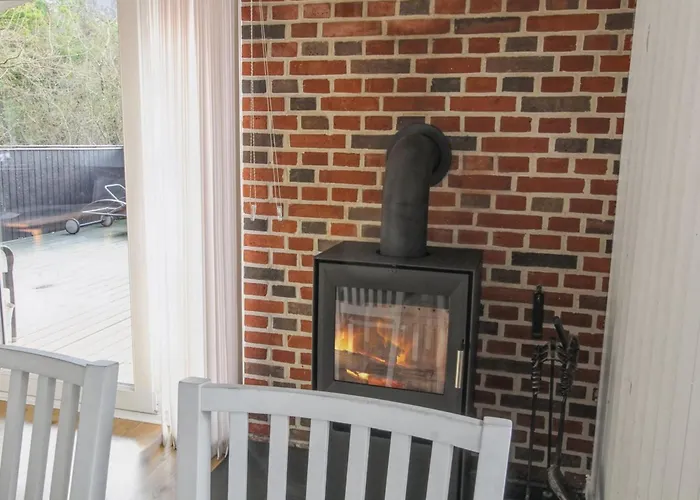 Holiday home Mikaela - 1km From The Sea By Interhome