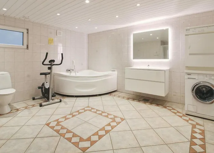 Holiday home Mikaela - 1km From The Sea By Interhome